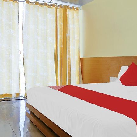 Oyo Hotel Shree Krishna Inn Rooms Сурат Экстерьер фото